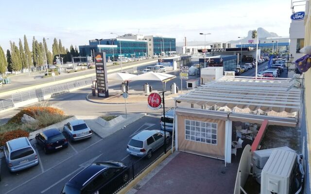 24H Hostal Antequera