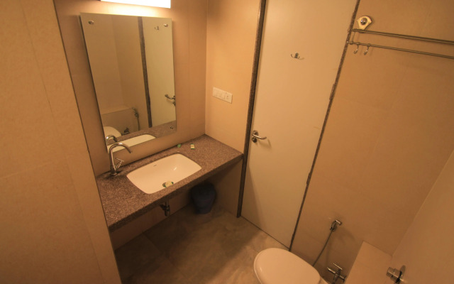 Hotel Sai Dwarka Palace
