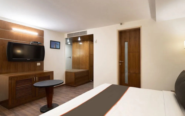Avalon Hotel by OYO Rooms
