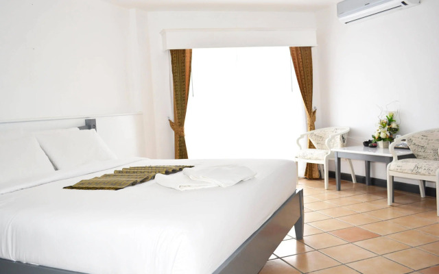 YJ Hotel