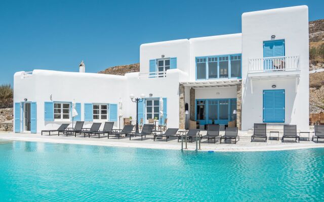 Capo Di Mykonos Resort