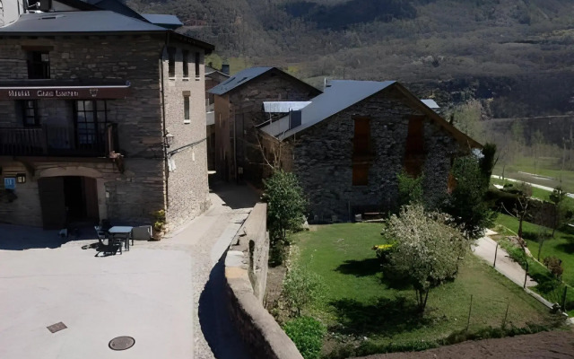 hostal casa lacreu