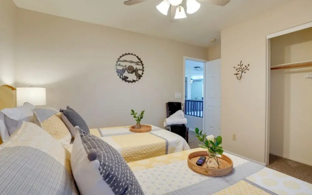 1/2 Mi to Lake: Family Home w/ Hot Tub in Goodyear