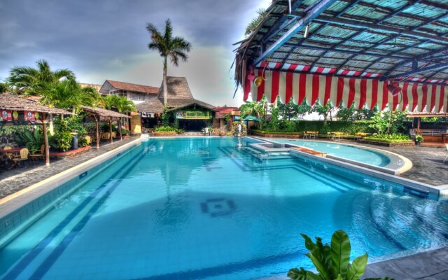 Smiling hill Apartments & Guesthouse