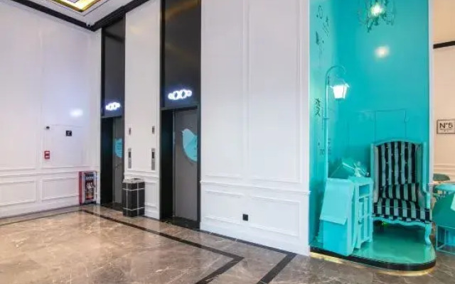 Xana Hotelle Hotel (Foshan Nanhai Wanda)