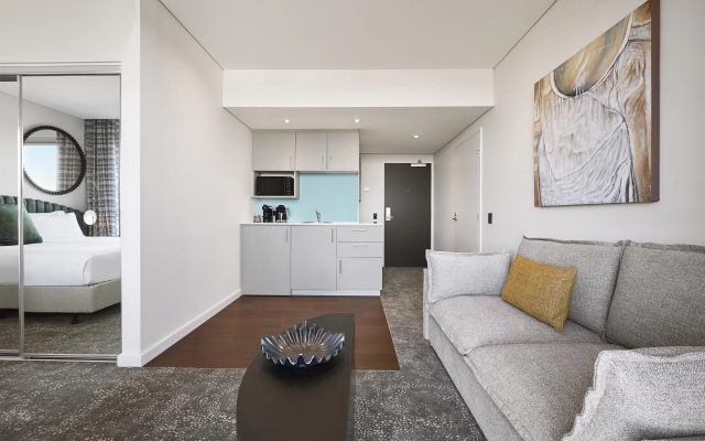 Adina Apartment Hotel Perth – Guest Rooms – Perth