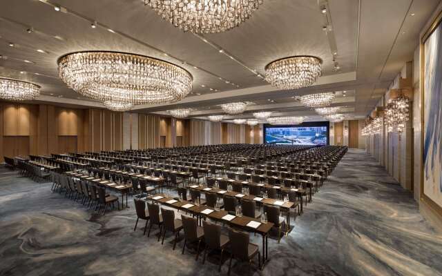 Kerry Hotel Hong Kong by Shangri-la