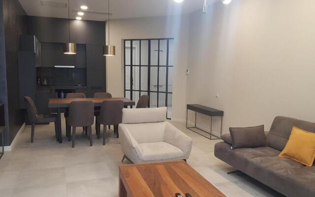 Apartment In King David Residence