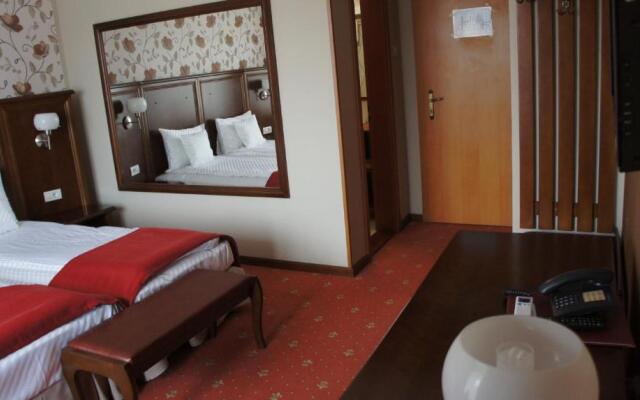 Hotel President