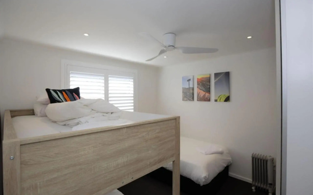 46 Banjo Patterson Crescent