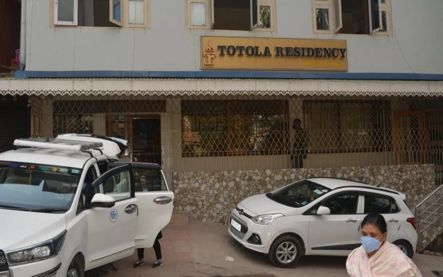 Rufina Totola Residency