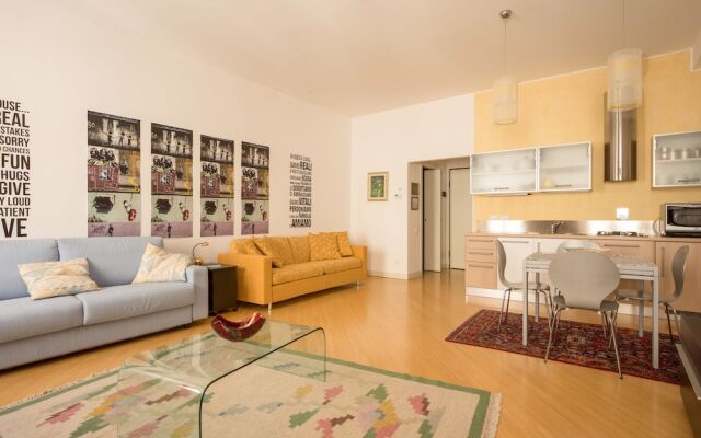 Triestevillas Via Diaz