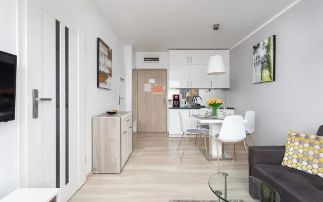 Apartments Sikorskiego by Renters