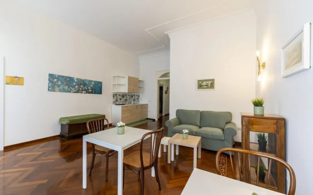 Piazza Sannazzaro 200 - Monet