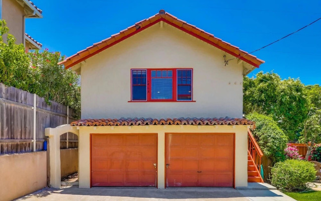 Bettes Bungalow - 1 Br Apts