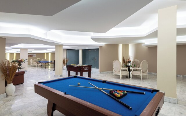 Hdb Resort & Spa