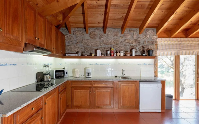 Mansion in Dao Valley by River Beach