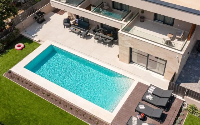 Villa Prima Lux