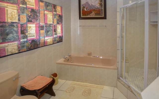 7 Eland Boutique Guesthouse