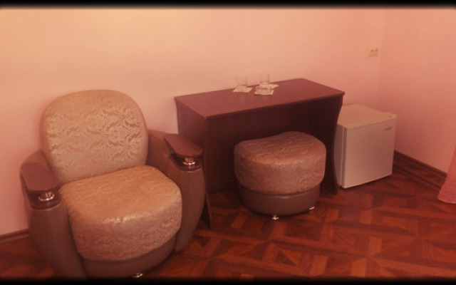 Hotel Complex Araks