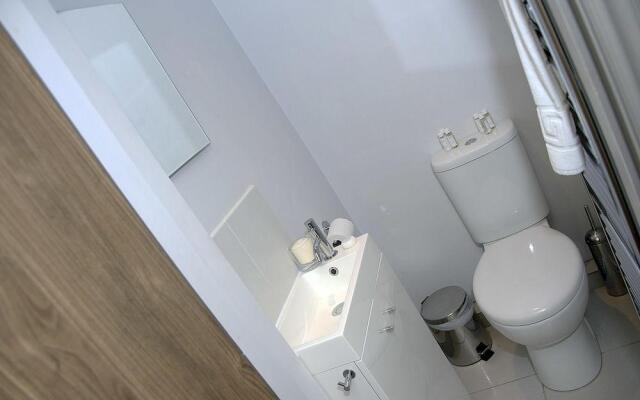 Base Serviced Apartments - City Road