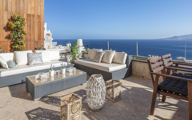 HomeLike Stunning Atlantic Views Apartment