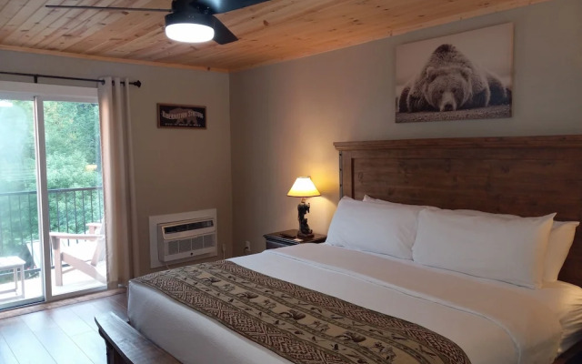 The Carter Lodge On The River