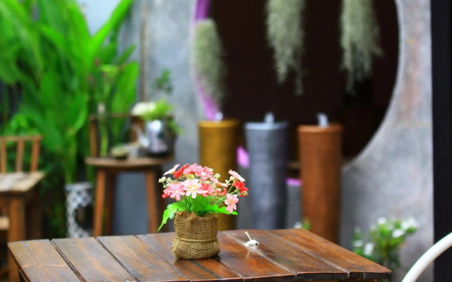 Paapu House