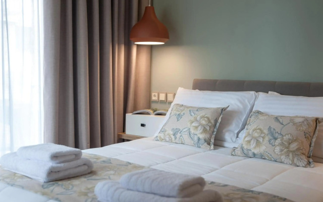 Seasabelle Hotel near Athens Airport