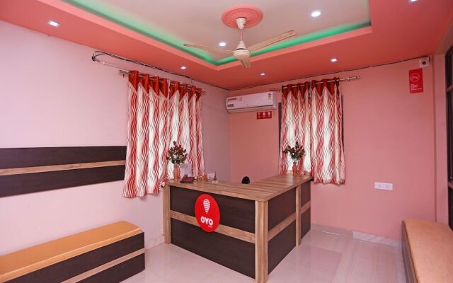 OYO 9842 Hotel Shibani & Suhani