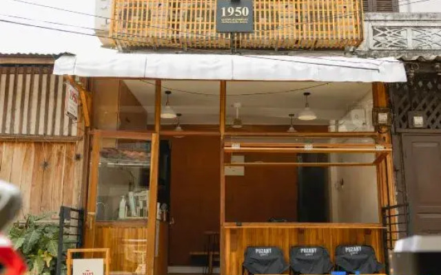 1950 Luangprabang Hostel