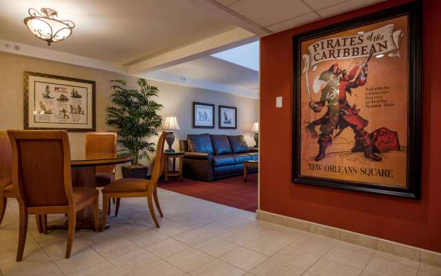 Howard Johnson by Wyndham Anaheim Hotel & Water Playground