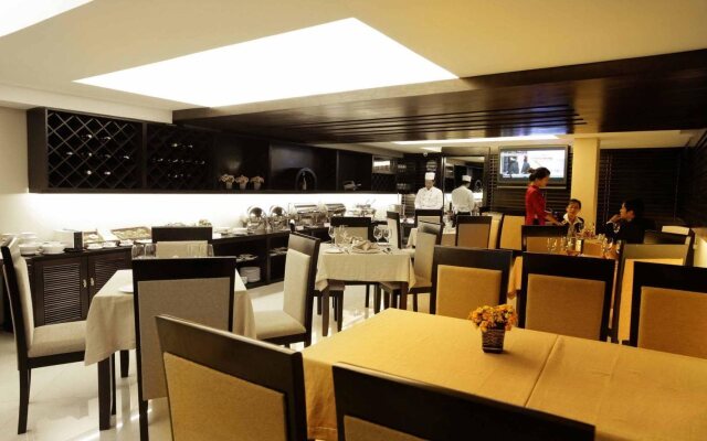 L'Heritage Hotel