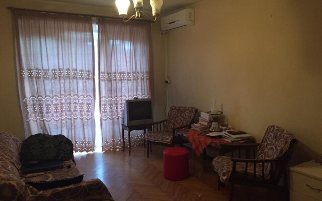 Ingas Guests Home