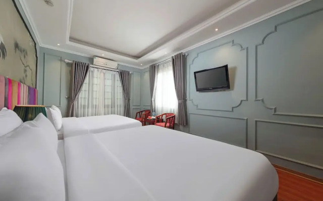 Madelise Stardust Hotel & Travel