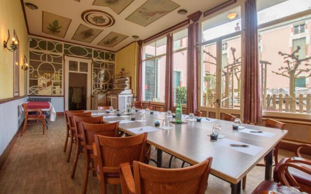 Logis Hôtel Pedussaut