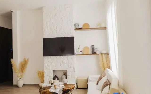 THE ARIX House & Studio