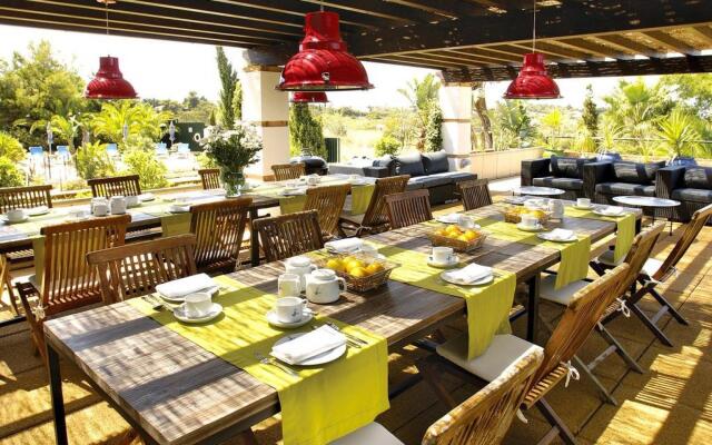 Monte Doiro Refugio Design