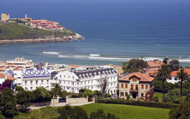 Hotel Suances
