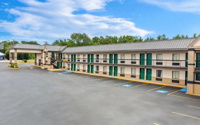 Super 8 by Wyndham Columbia