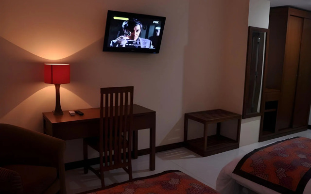 Dermaga Keluarga Hotel