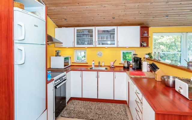 Rustic Holiday Home in Logstor near Beach