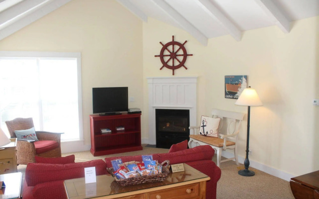 Captain's Cottage Suites