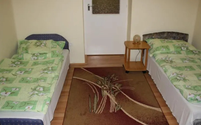 Cseresznyéskert Vendégház