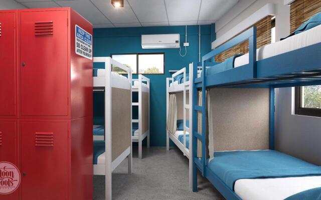Moon Fools Hostel