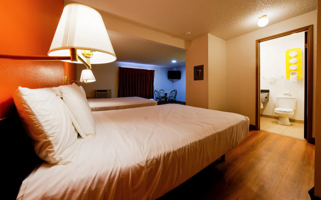OYO Hotel Hermiston OR, Downtown