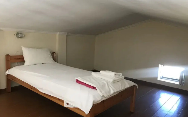 Despina studios and rooms