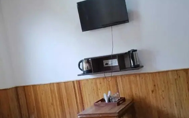 Tirthan Villa Resort