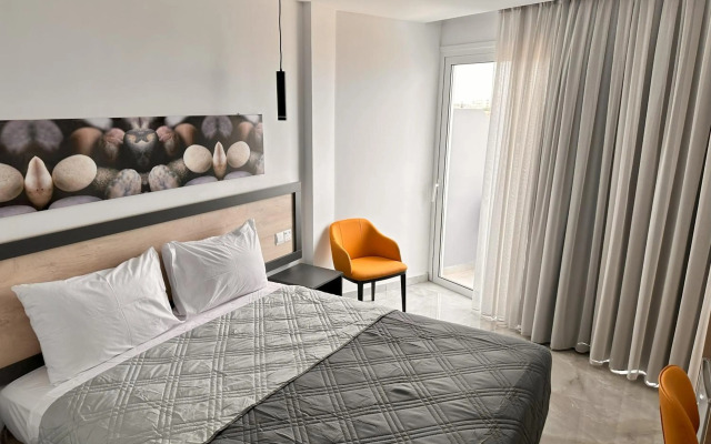 Papouis Protaras Hotel