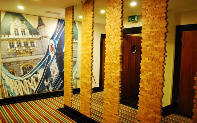 Hotel Indigo London Tower Hill by IHG